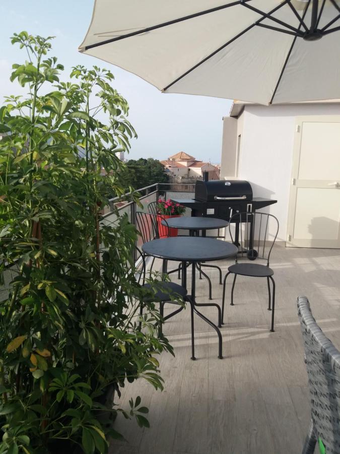 パレルモ Le Tre Gioie Bed & Breakfast エクステリア 写真
